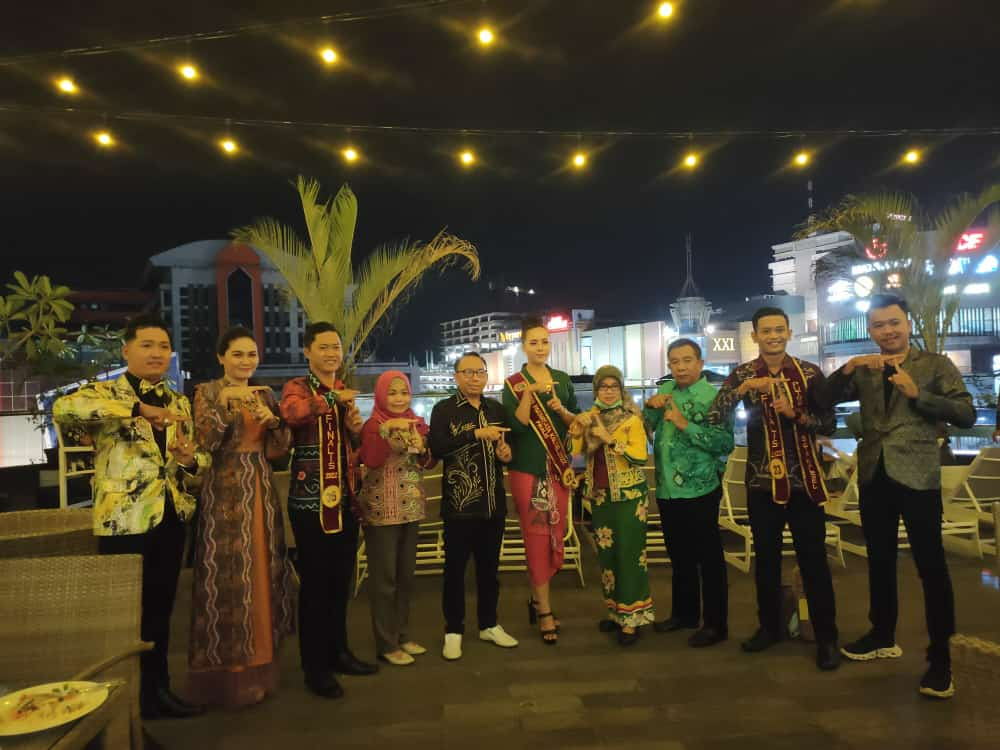 Menghadiri Grand Final Pemilihan Putra-Putri Pariwisata Kalimantan Selatan Tahun 2022
